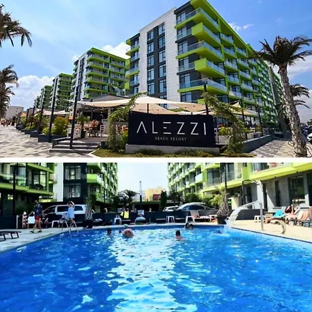 Premium Promenada & With Pool Apartment